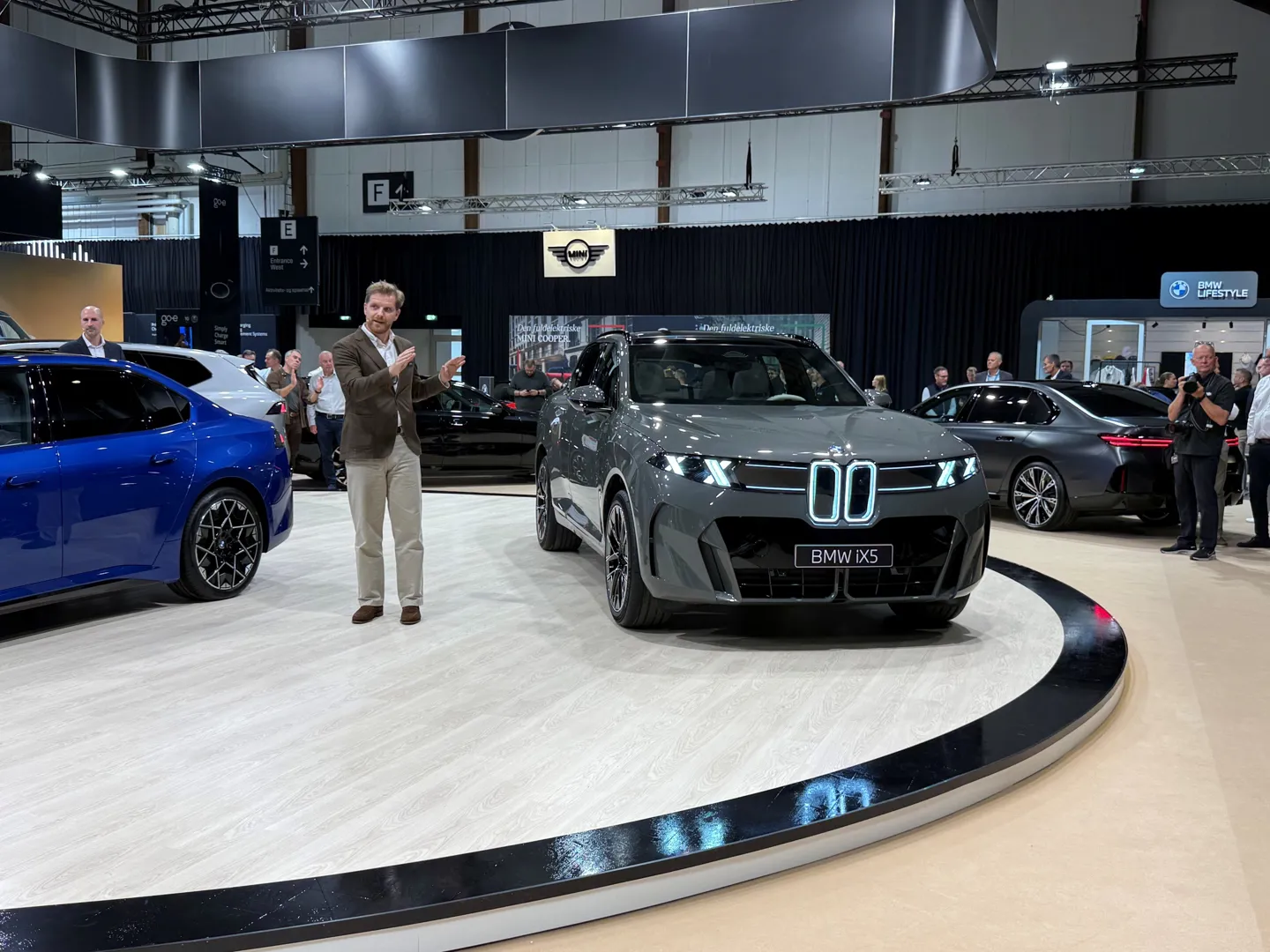 BMW I3 Ix5