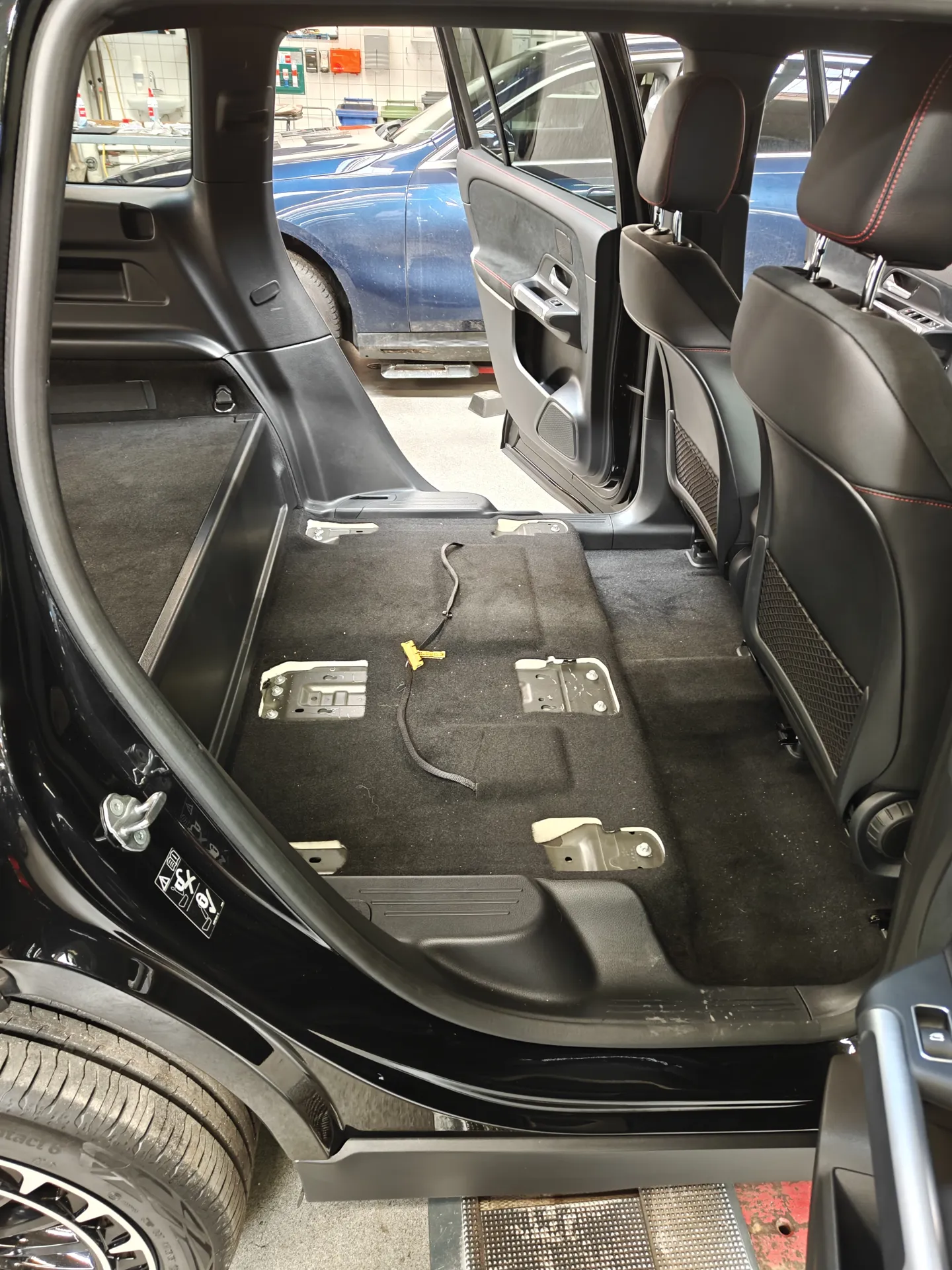 Mercedes EQB Van Ombygning (6)