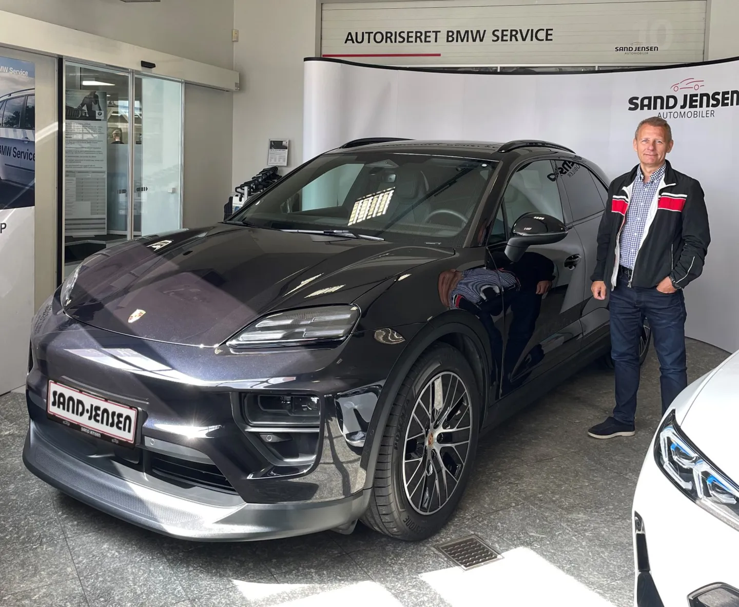 Porsche Macan Electric Til Henrik 1