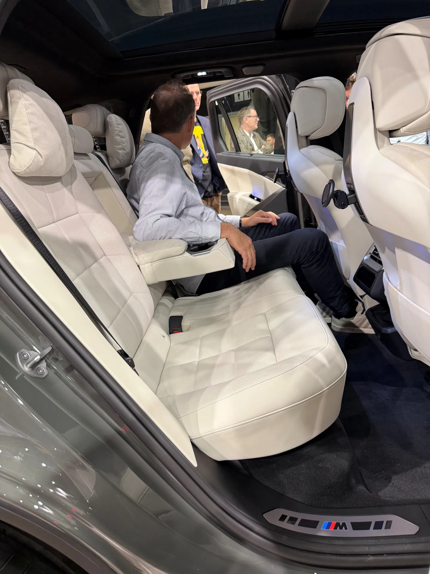 BMW Ix5 Sand Jensen 1
